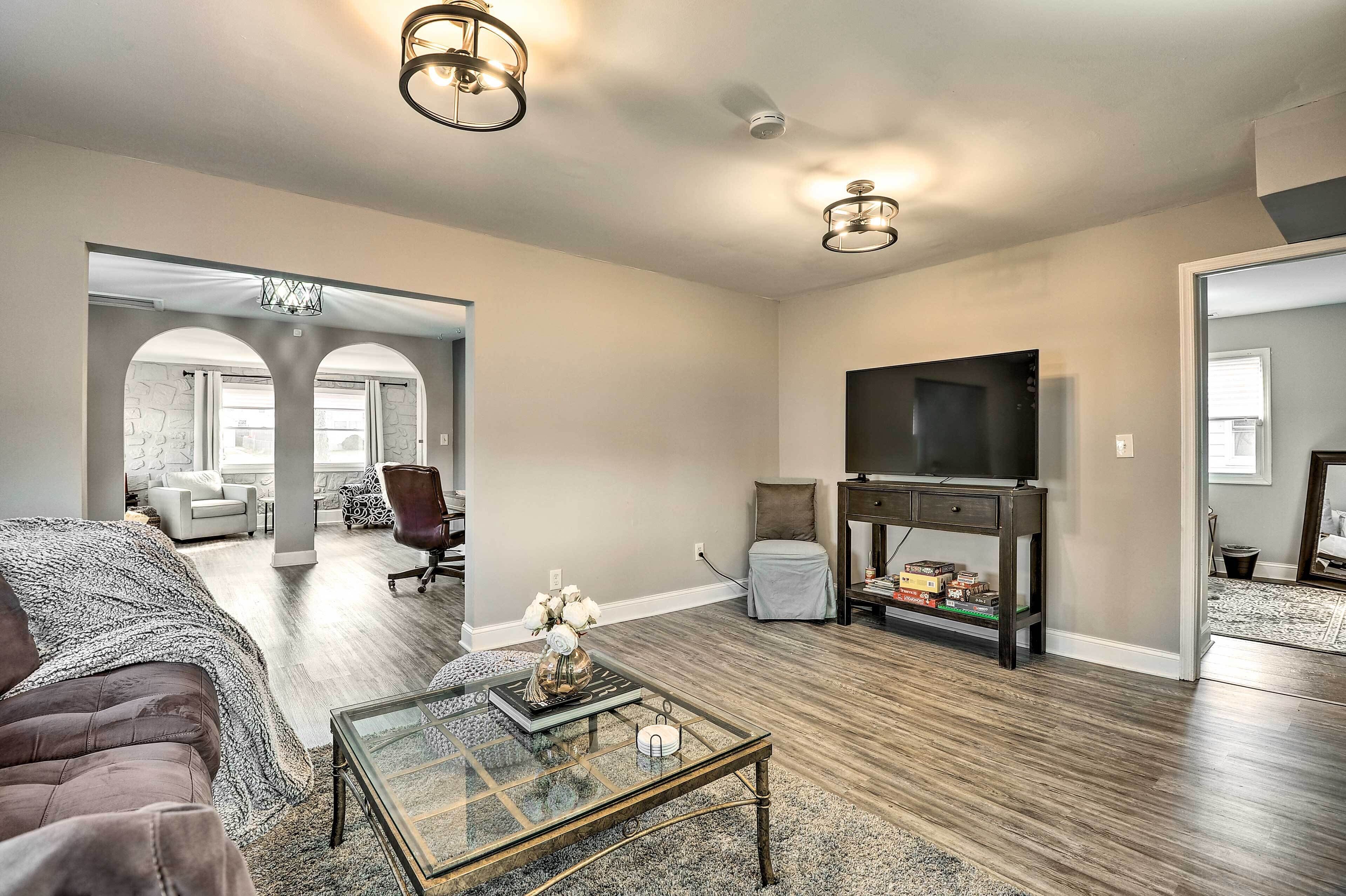 'highlands Cottage' Upscale Getaway w/ Yard!