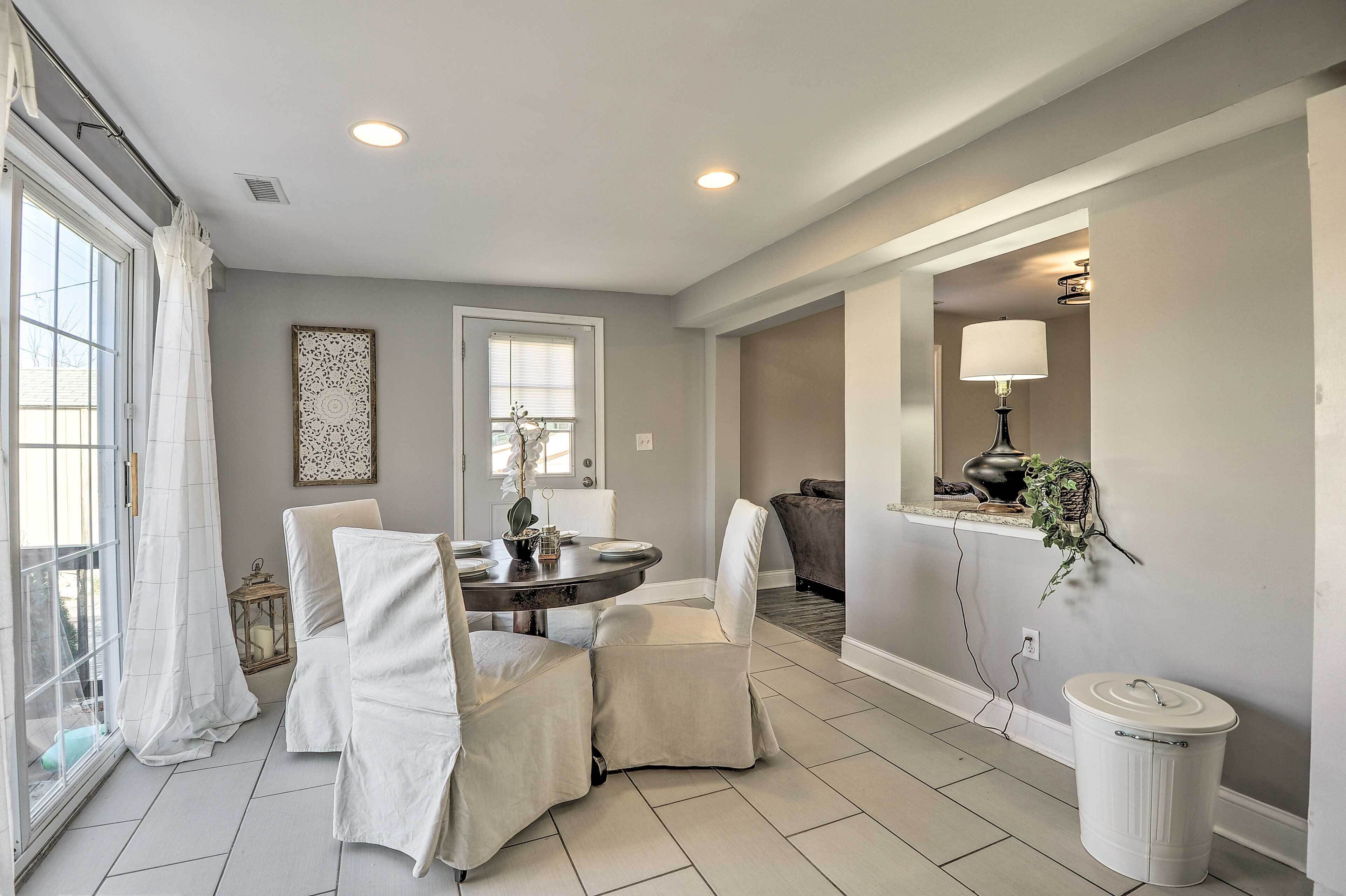 'highlands Cottage' Upscale Getaway w/ Yard!