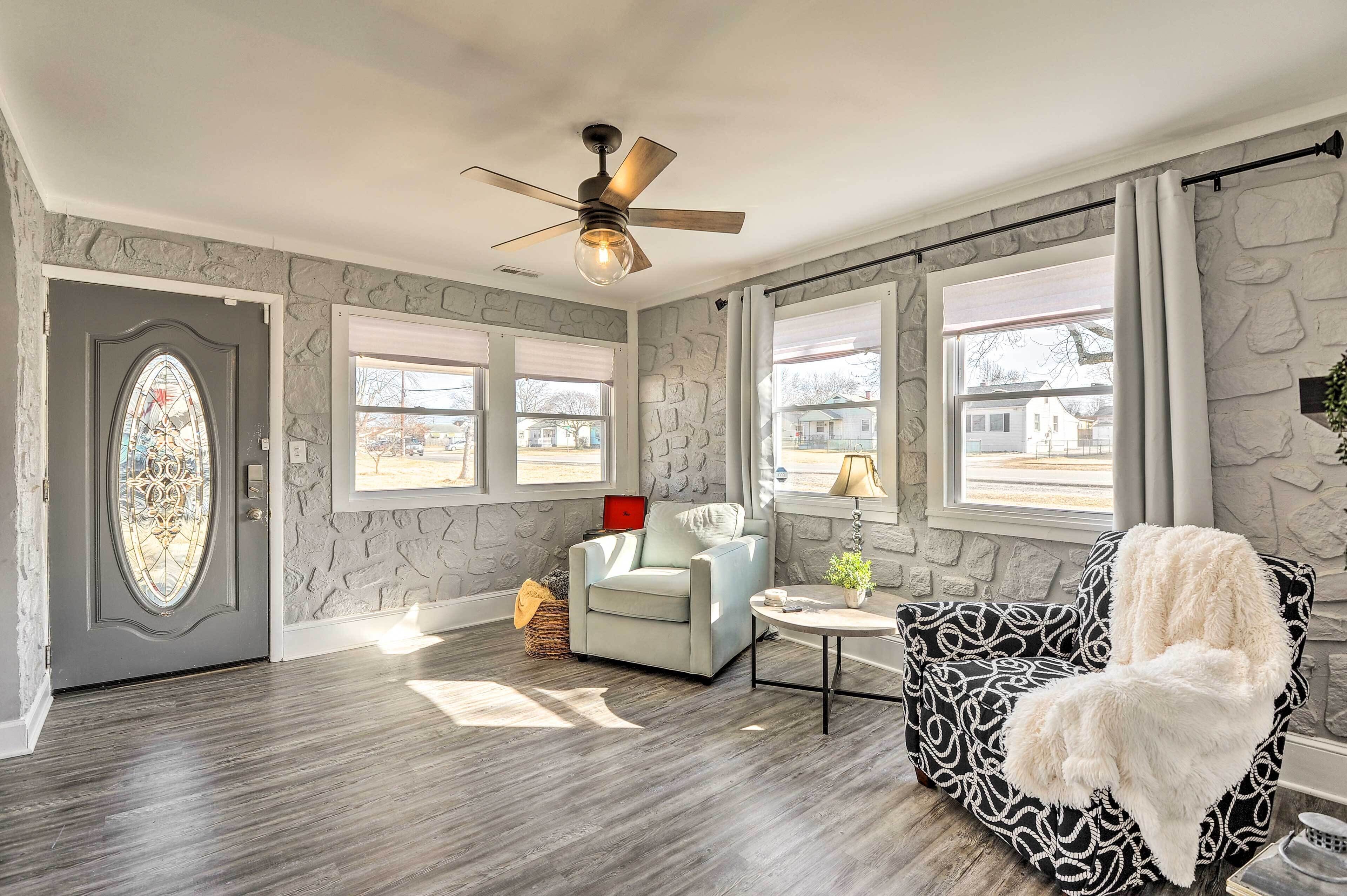 'highlands Cottage' Upscale Getaway w/ Yard!