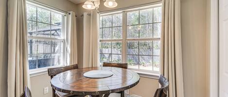 Nhà (3 Bedrooms) | Nội thất