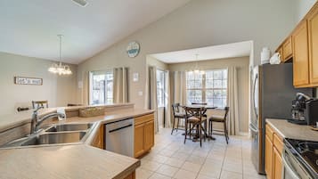 Rumah (3 Bedrooms) | Interior