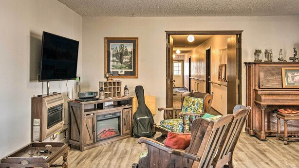 Unclassified image, 1 of 24, button - Highplaines Haven w/ Views, Hunting & Fishing! (Long Lake)