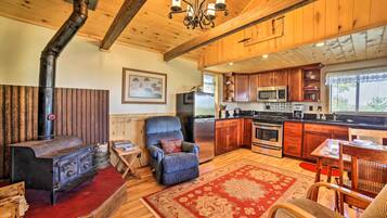 House (1 Bedroom) | Interior