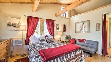 House (1 Bedroom) | Interior