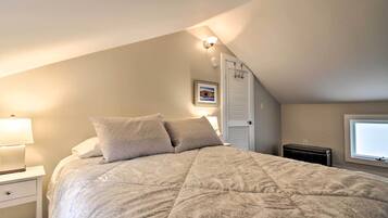 House (1 Bedroom) | Interior