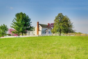 House (2 Bedrooms) | Interior - Idyllic Appomattox Home w/ Porch & Rocking Chairs! (Appomattox)