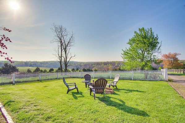 House (2 Bedrooms) | Interior - Idyllic Appomattox Home w/ Porch & Rocking Chairs! (Appomattox)