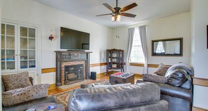 Idyllic Appomattox Home w/ Porch & Rocking Chairs!