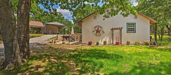Lake Texoma Cabin - 1 Mi to Park & Boat Ramp!