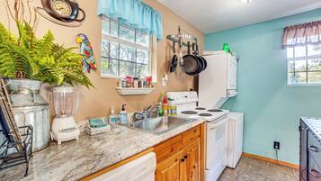 單棟房屋 (2 Bedrooms) | 內部