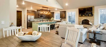 Waterfront Grand Lake Family House w/ Game Room!