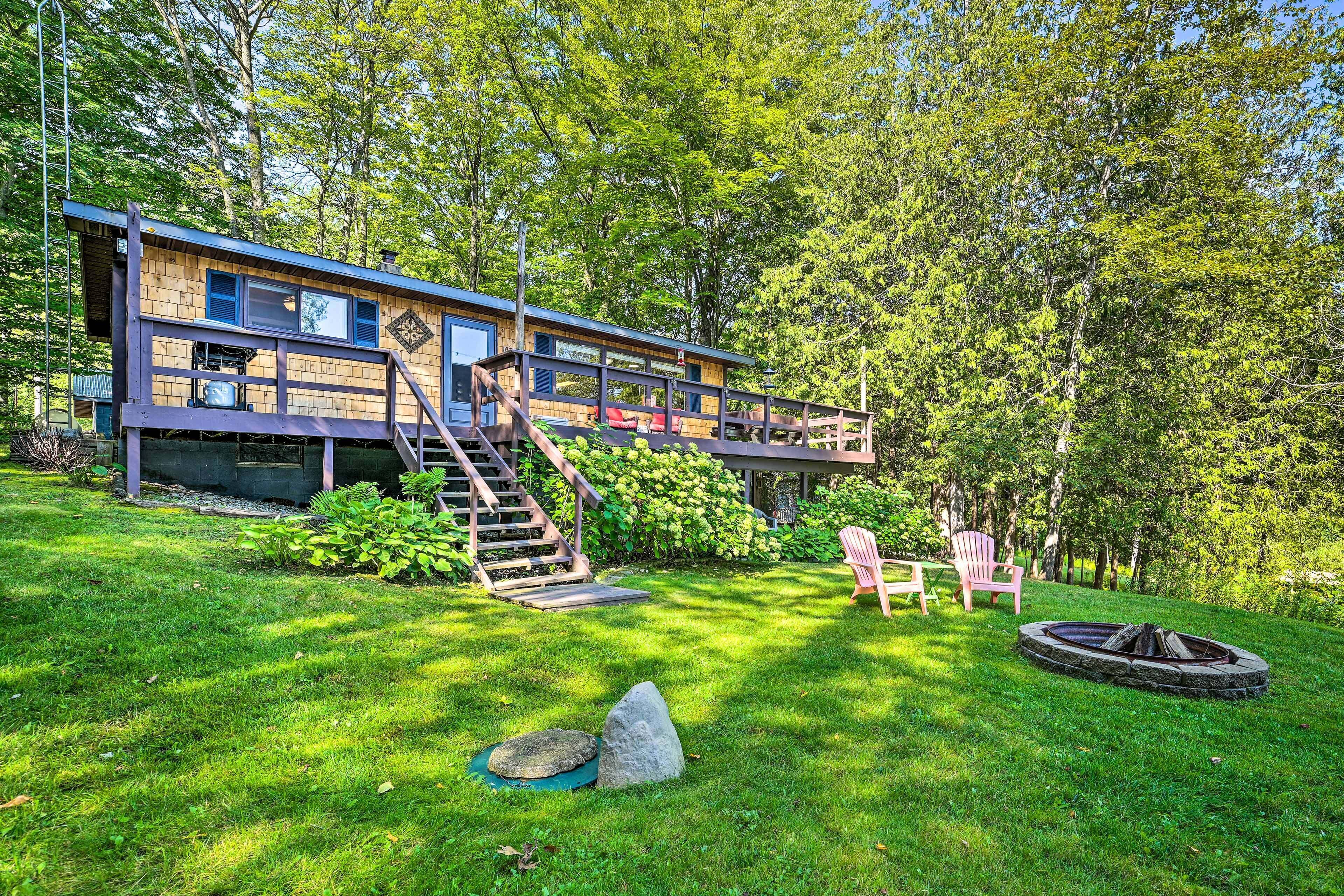 Lakefront Hideaway w/ Dock, Kayaks, Fire Pit!
