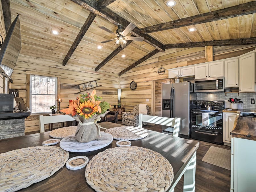 House (2 Bedrooms) | Interior