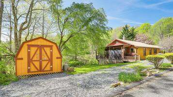 House (2 Bedrooms) | Front of property