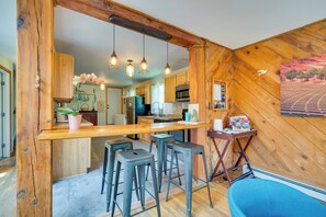 Hus (3 Bedrooms) | Eget kjøkken | Mikrobølgeovn, ovn, kokeplater og oppvaskmaskin