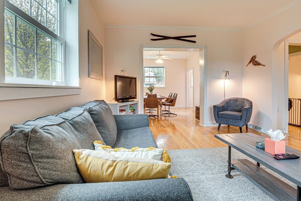 House (3 Bedrooms) | Interior