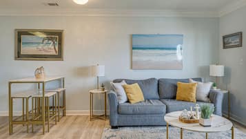 Apartment (1 Bedroom) | Interior