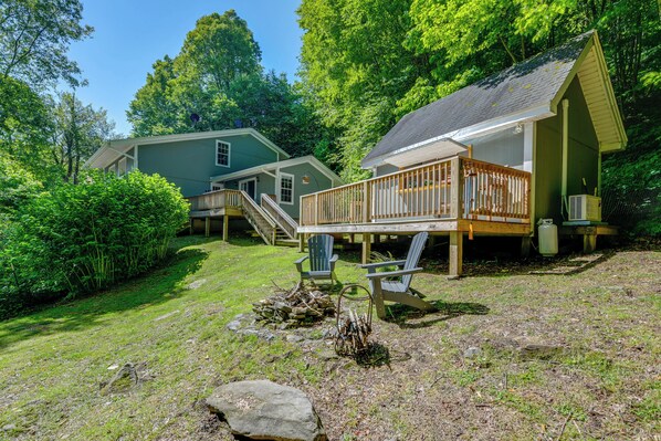 Exterior - Pet-friendly Home w/ Deck + Mountain Views! (Maggie Valley)