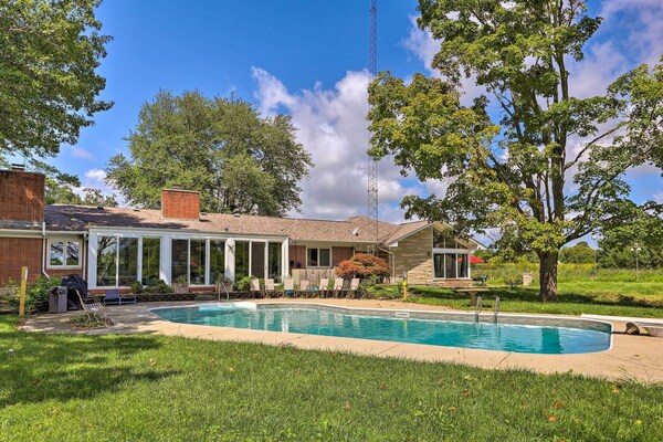 Peaceful Lebanon Farmhouse/ranch W/ Pool! - Miami Valley Gaming