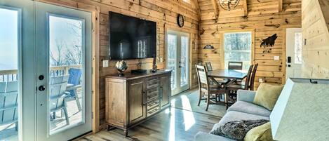 House (2 Bedrooms) | Interior