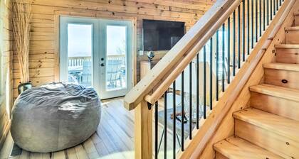 Peaceful Free Union Cabin w/ Deck & Mtn Views