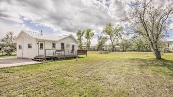 House (2 Bedrooms) | Exterior