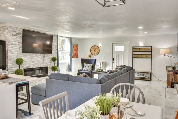 House (4 Bedrooms) | Interior - Pet-friendly Clearfield Home Near Hill Afb! (Clearfield)