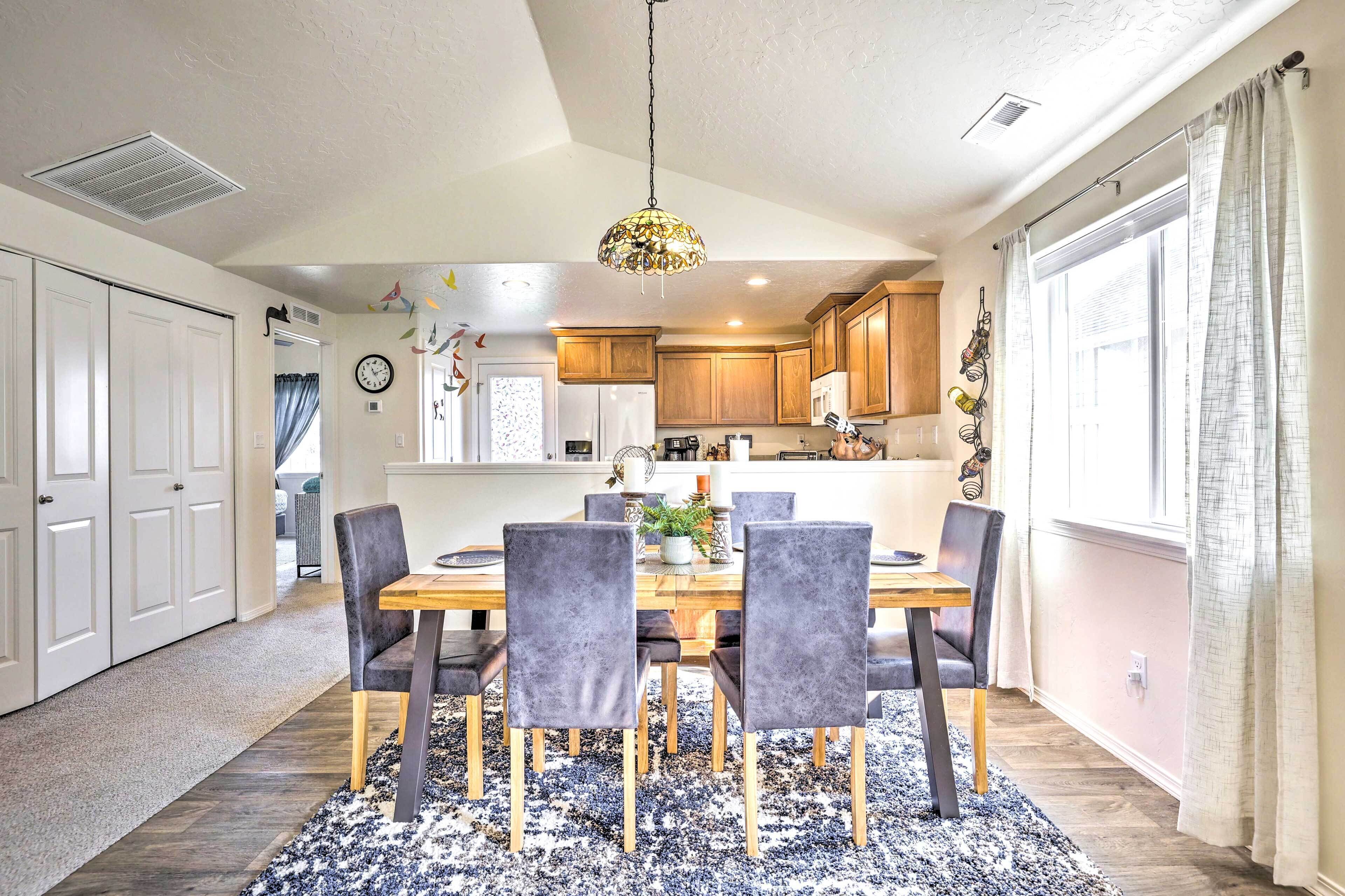 House (2 Bedrooms) | Interior