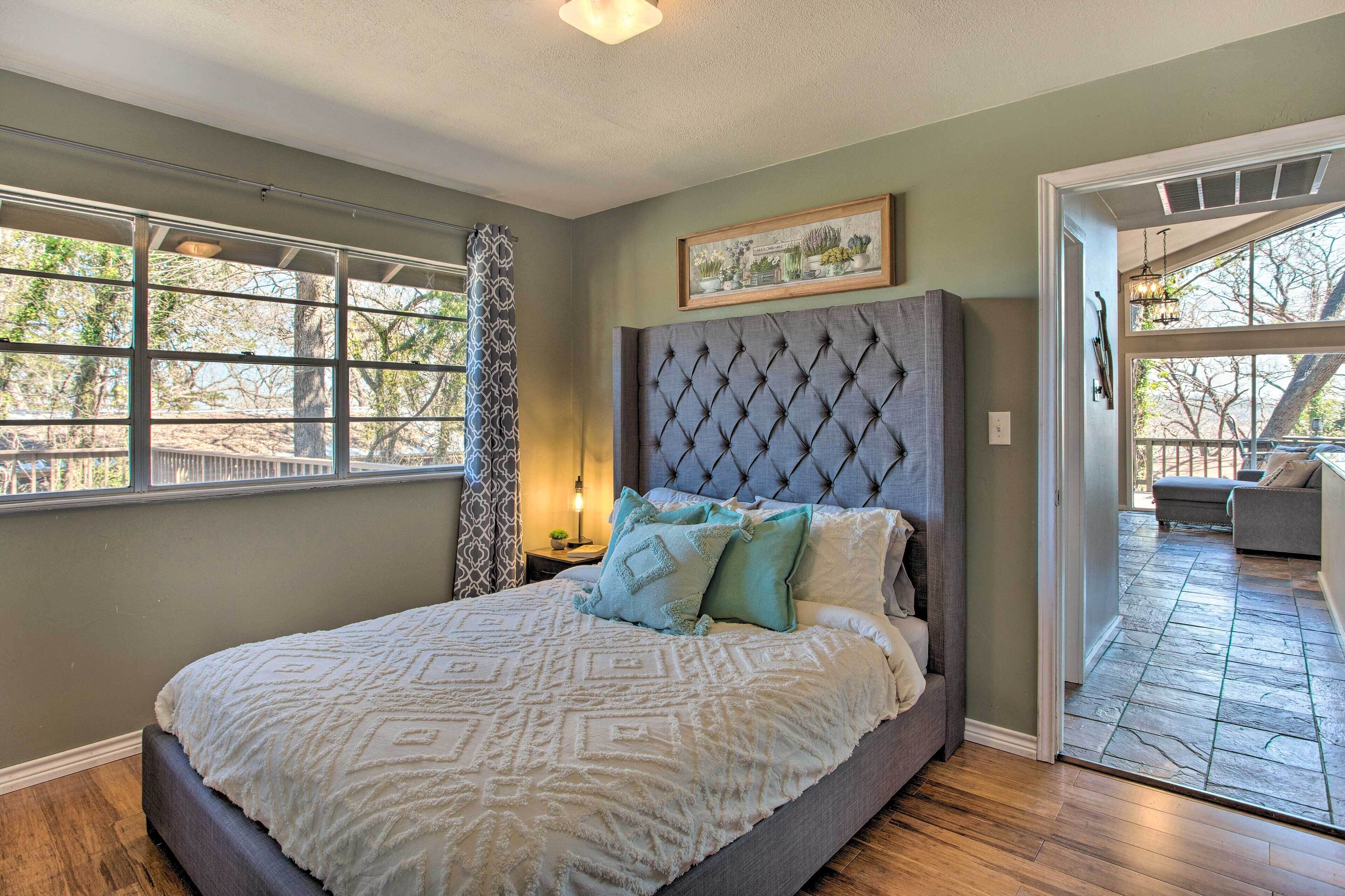 Pottsboro Home < Half-mi to Lake Texoma!