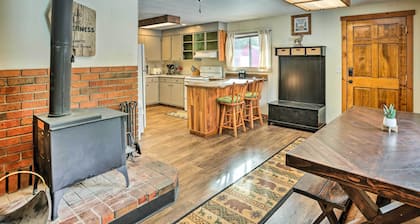 Private La Pine Cabin Rental: 30 Mi to Bend!