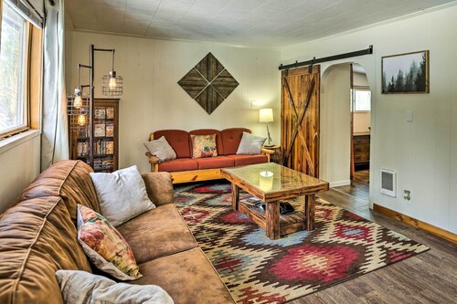 Private La Pine Cabin Rental: 30 Mi to Bend!