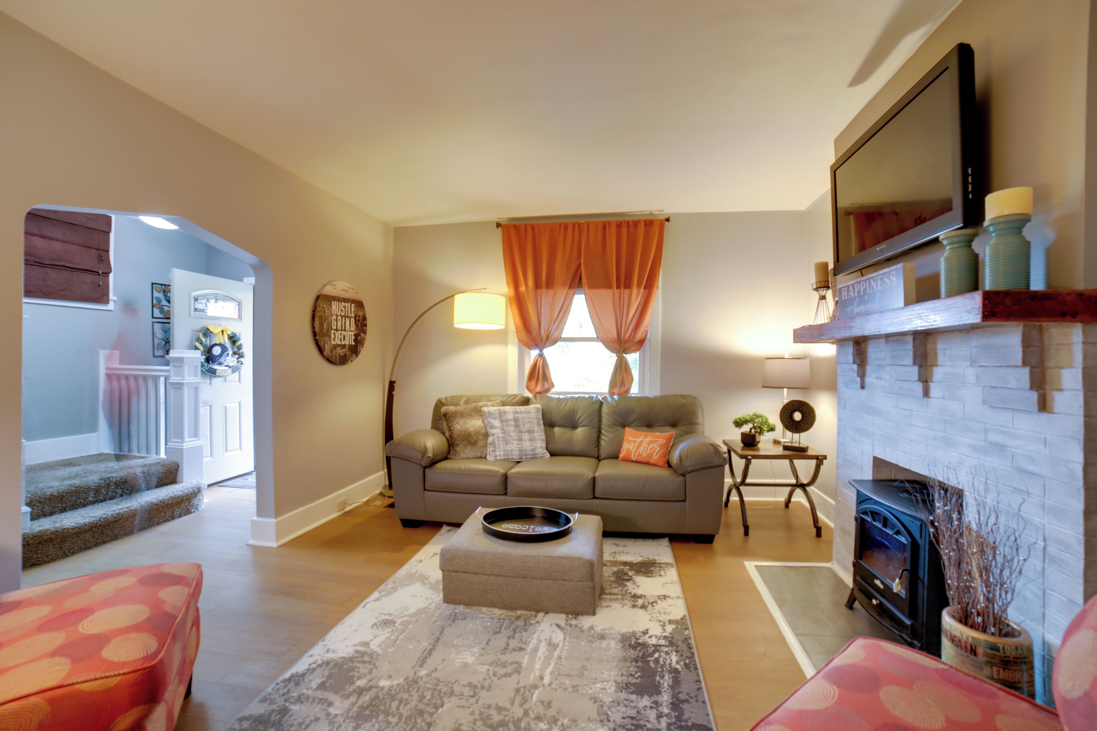 House (3 Bedrooms) | Front of property