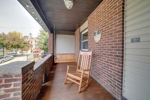 Pittsburgh Home w/ Private Yard 3 Mi to Dtwn!