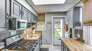 單棟房屋 (3 Bedrooms) | 內部