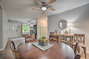 House (3 Bedrooms) | Interior - Vacation Rental In-between Houghton & Higgins Lake (Roscommon)