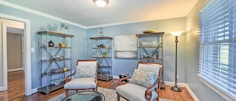 House (2 Bedrooms) | Interior