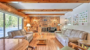 House (3 Bedrooms) | Front of property