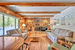 Rumah (3 Bedrooms) | Bagian depan properti