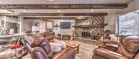 House (3 Bedrooms) | Front of property