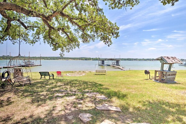 House (3 Bedrooms) | Interior - Rustic Lake Buchanan Hideaway w/ Game Room & Grill (Tow)