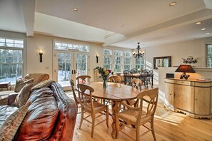 Interior - Secluded Home, 7 Mins to Stratton Mountain Resort (Bondville)