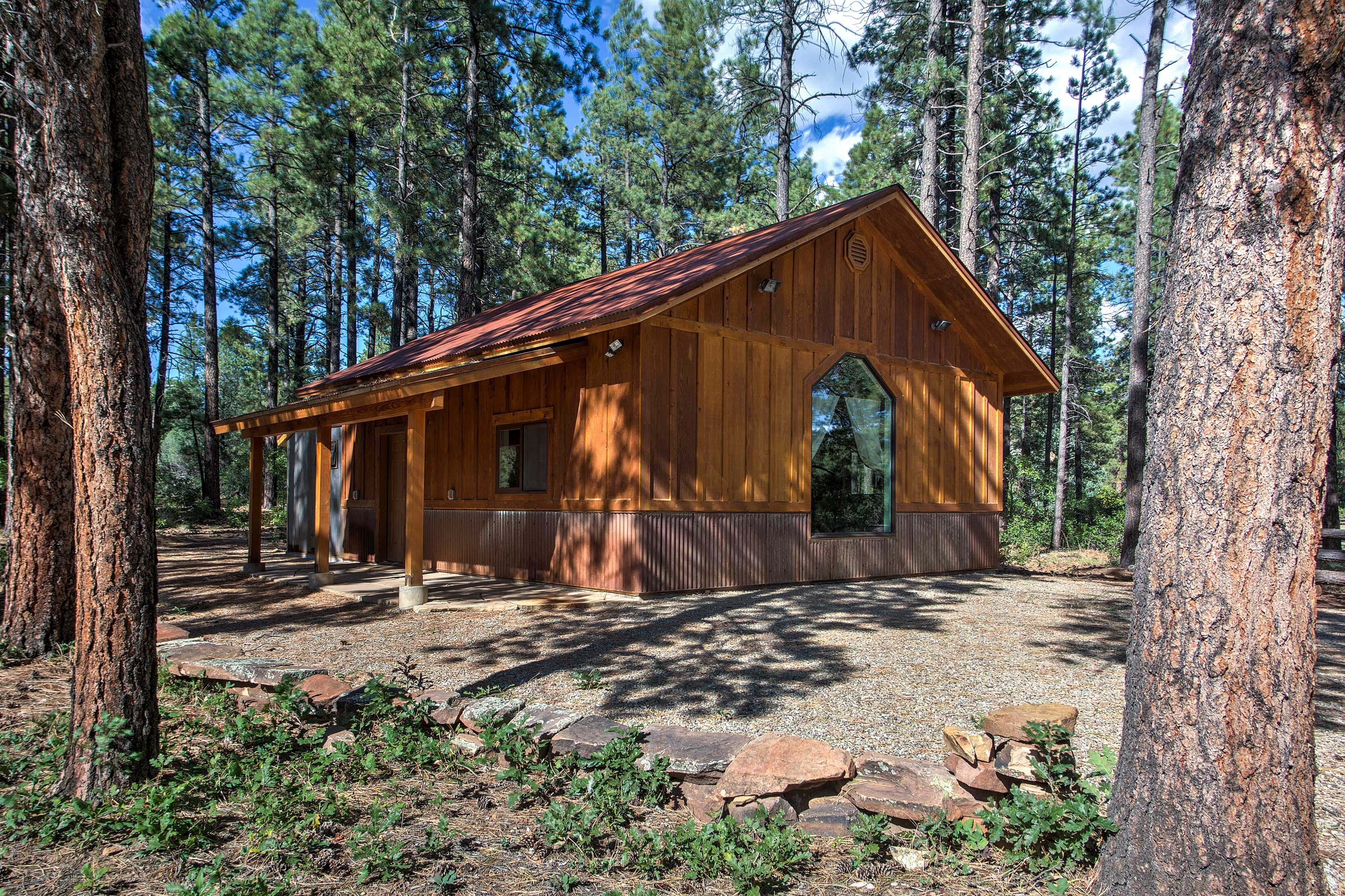 Semi-private Mancos Cabin on 80 Acres w/ Mtn View!