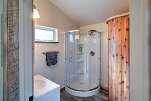 House (0 Bedroom) | Interior