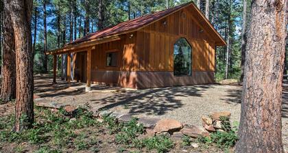 Mancos Cabin Rental on 80 Acres w/ Mountain View!