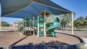 Rumah (4 Bedrooms) | Interior