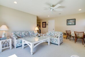 House (3 Bedrooms) | Interior - 4 Mi to Fenwick Island: Home w/ Pool Access & Deck (Selbyville)