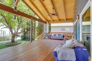 House (3 Bedrooms) | Interior - Spacious Lakeport House on Clear Lake w/ Dock (Lakeport)