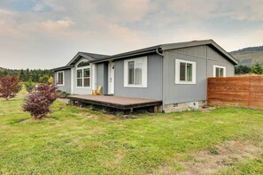 House (3 Bedrooms) | Interior - Serene Sequim Retreat w/ Deck: Pets Welcome! (Sequim)