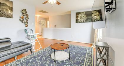 Spacious House w/ Gas Grill & Gas Fireplace!