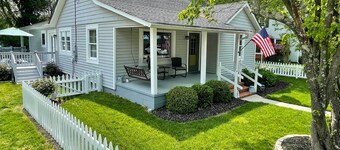 Private Yard & Water Views: Cozy Urbanna Cottage